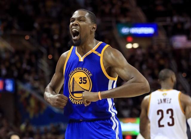 中国足球的 中国足球的