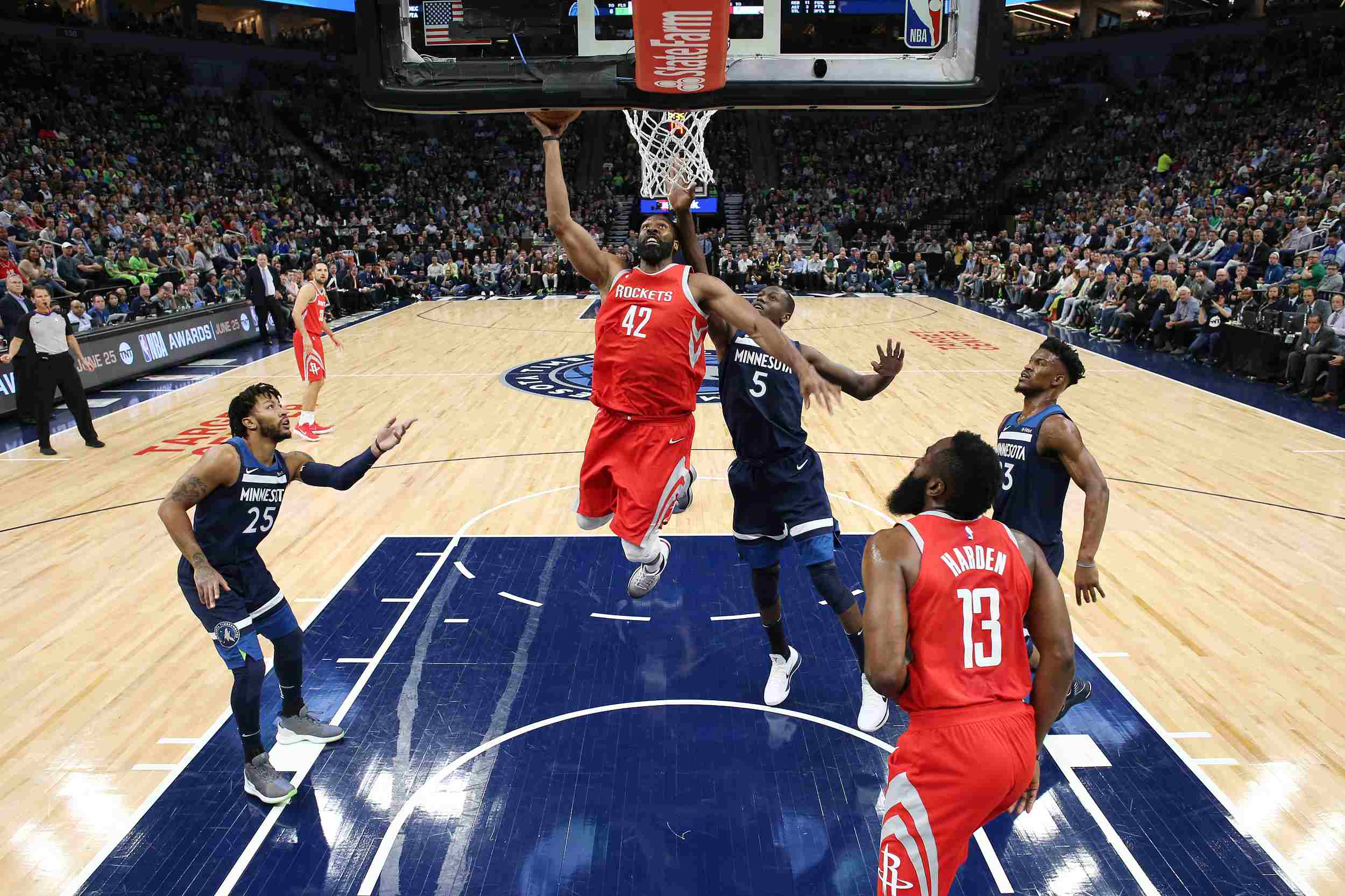 而是从事件 而是从事件